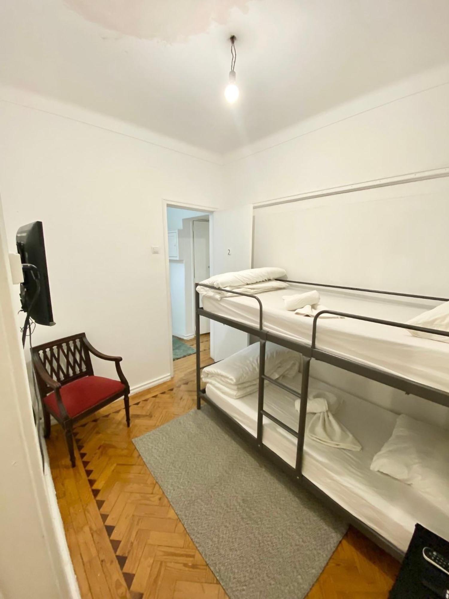 Guest house Aconchego Proximo Ao Aeroporto Lisbon